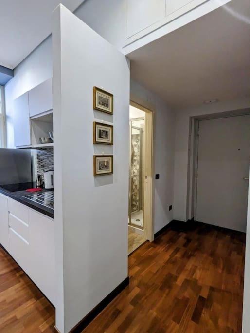 Partenope 3- Exclusive Apt. On The Seafront